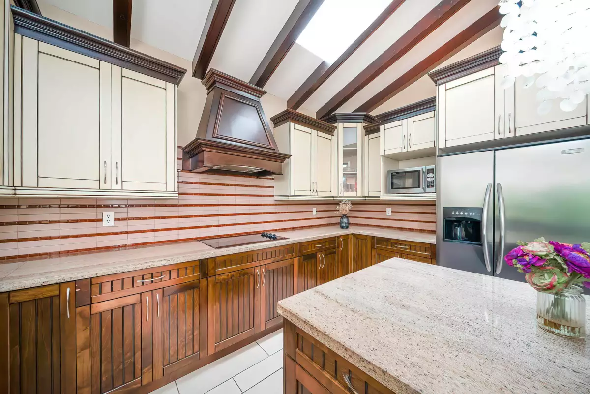 Staircase Photo of 2325 153 Street, Surrey, BC