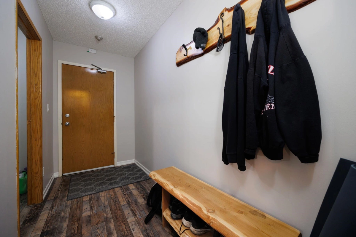 Powder Room Photo of 207 17661 58a Avenue, Surrey, BC