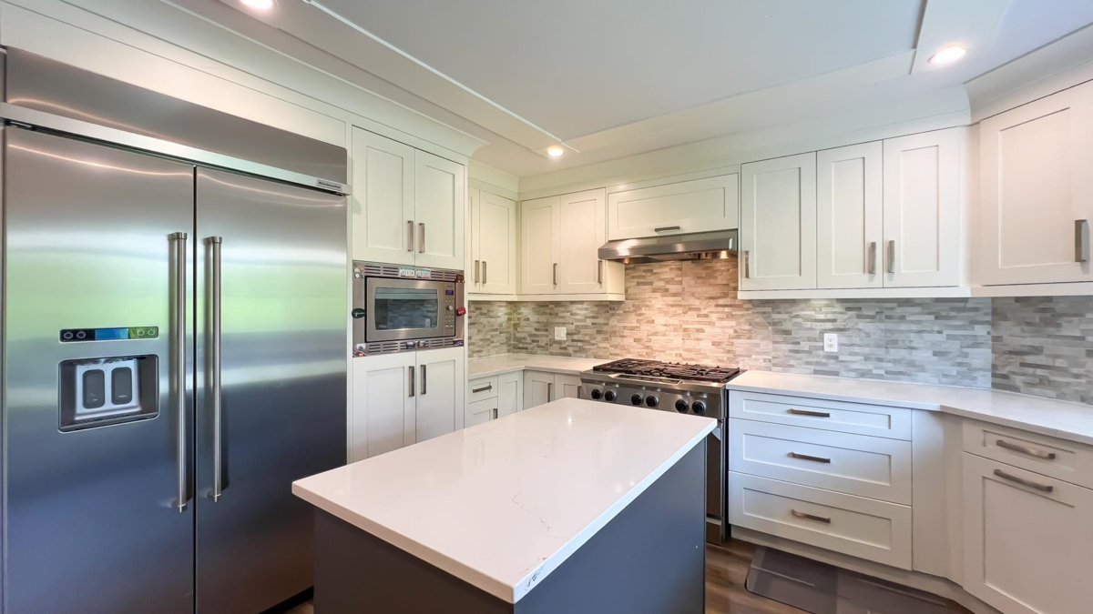 Guest Bathroom Photo of 12220 Phoenix Drive, Richmond, BC