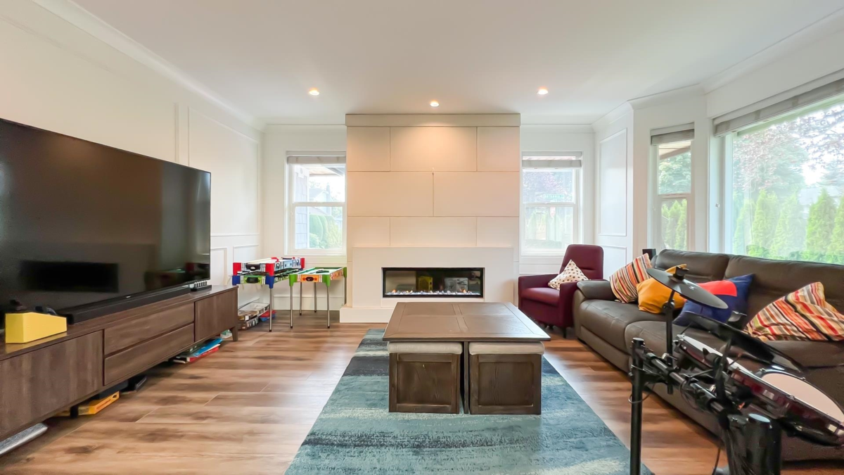 Kitchen Island Photo of 12220 Phoenix Drive, Richmond, BC
