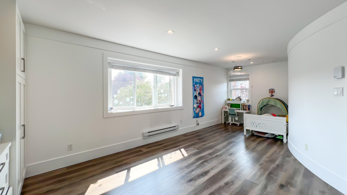 Mudroom Photo of 12220 Phoenix Drive, Richmond, BC