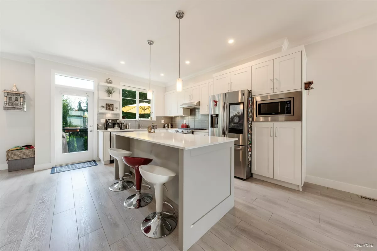 Family Room Photo of 60 15665 Mountain View Drive, Surrey, BC