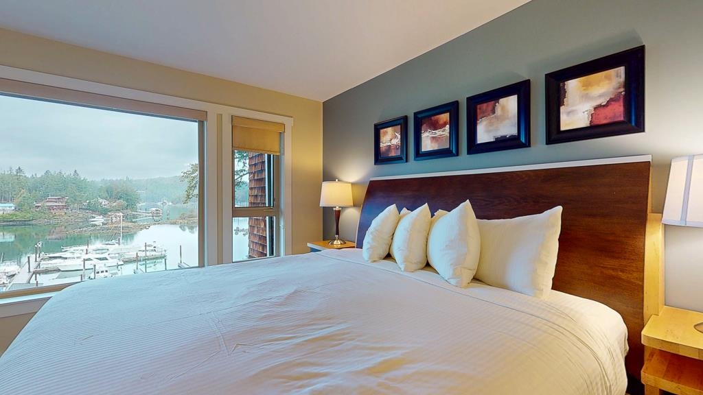 Laundry Room Photo of 22A 12849 Lagoon Road, Pender Harbour, BC