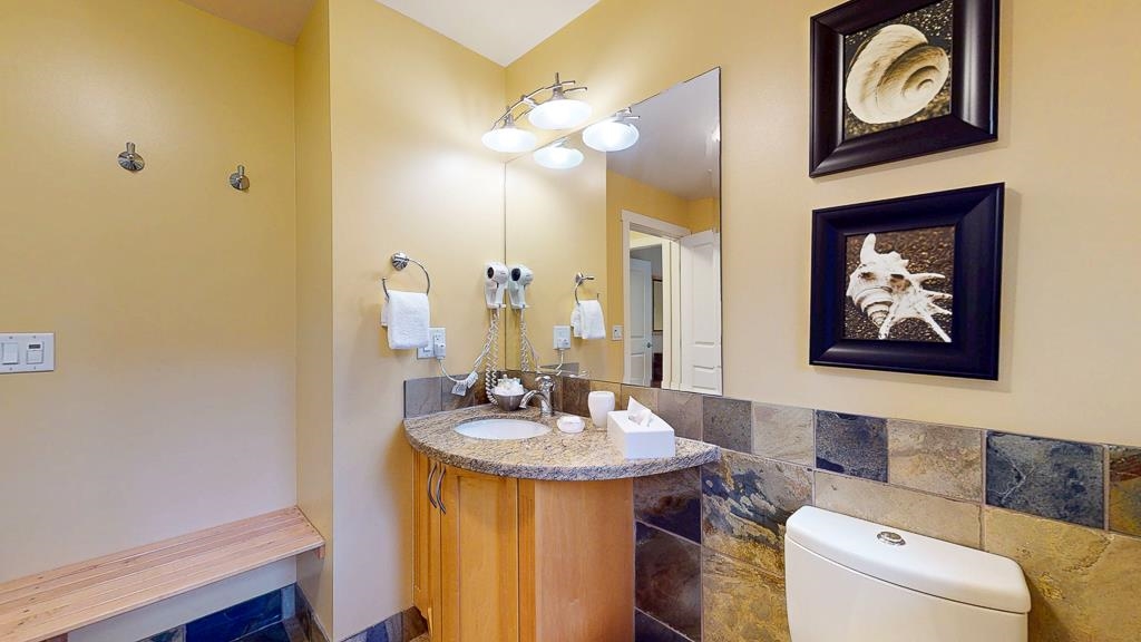 Outdoor Deck Photo of 22A 12849 Lagoon Road, Pender Harbour, BC