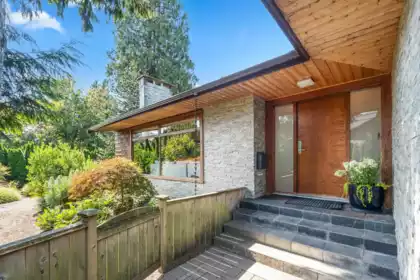 1325 25th Street, West Vancouver, BC, West Vancouver — Single Family Residence for sale