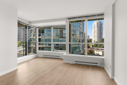 712 6028 Willingdon Avenue, Burnaby, BC, Burnaby — Apartment/Condo for sale