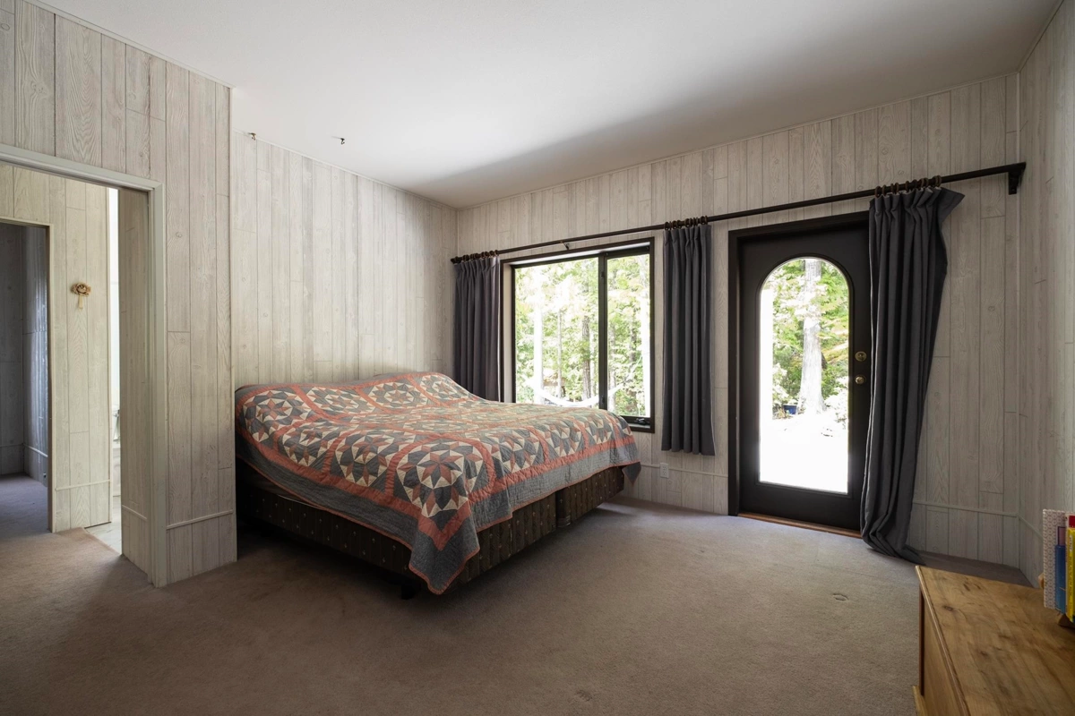 Bedroom 2 Photo of 11832 Sunshine Coast Highway, Pender Harbour, BC