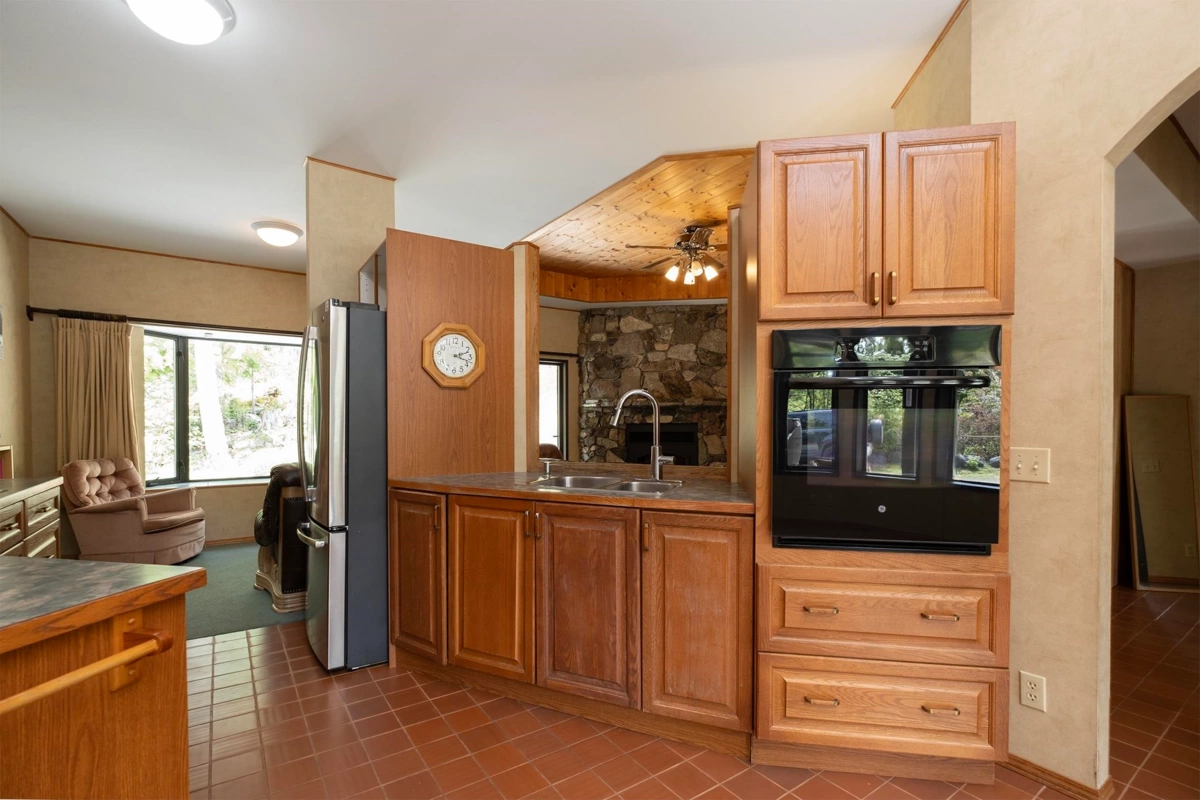 Breakfast Nook Photo of 11832 Sunshine Coast Highway, Pender Harbour, BC