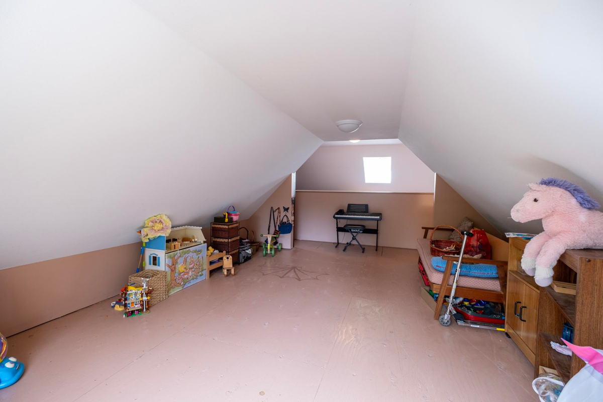 Outdoor Patio Photo of 11832 Sunshine Coast Highway, Pender Harbour, BC