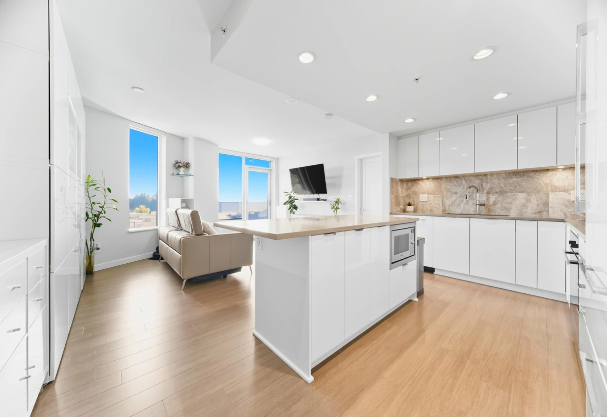 Basement Recreation Room Photo of 617 3699 Sexsmith Road, Richmond, BC