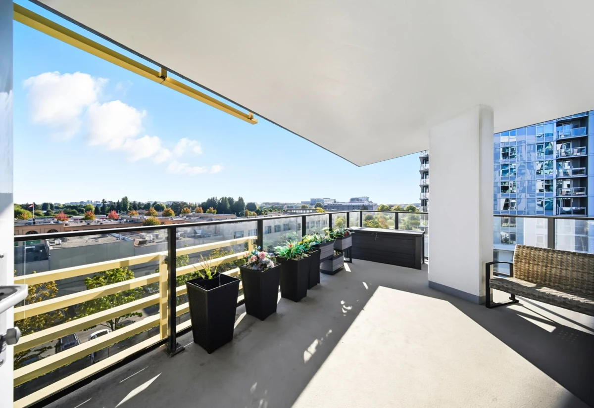 Mudroom Photo of 617 3699 Sexsmith Road, Richmond, BC