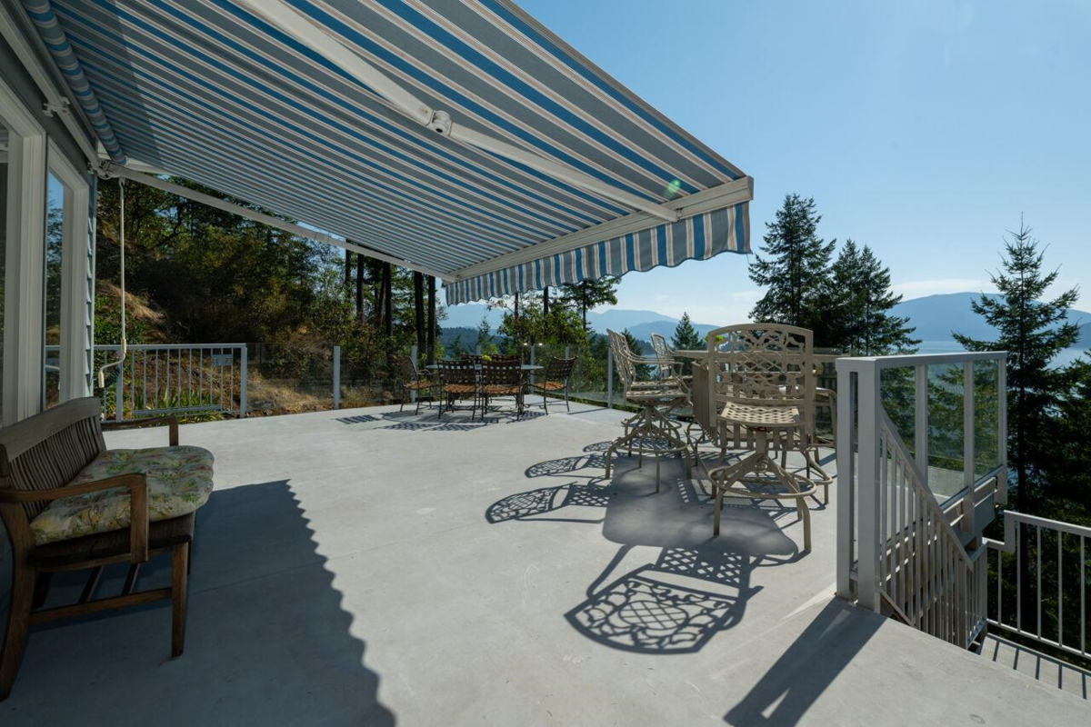 Backyard Photo of 63 Chadwick Road, Gibsons, BC