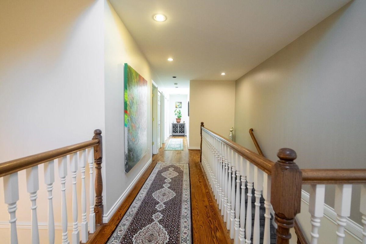 Basement Recreation Room Photo of 63 Chadwick Road, Gibsons, BC