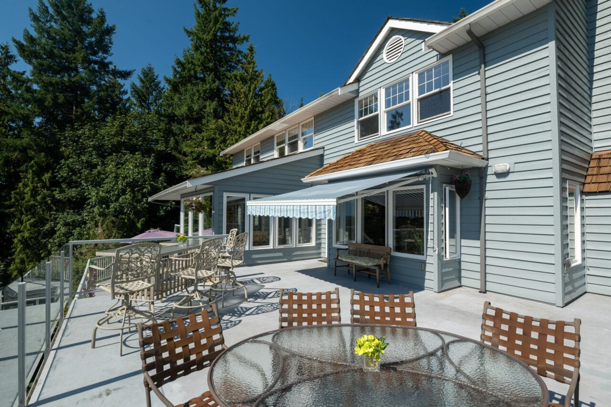 Outdoor Deck Photo of 63 Chadwick Road, Gibsons, BC