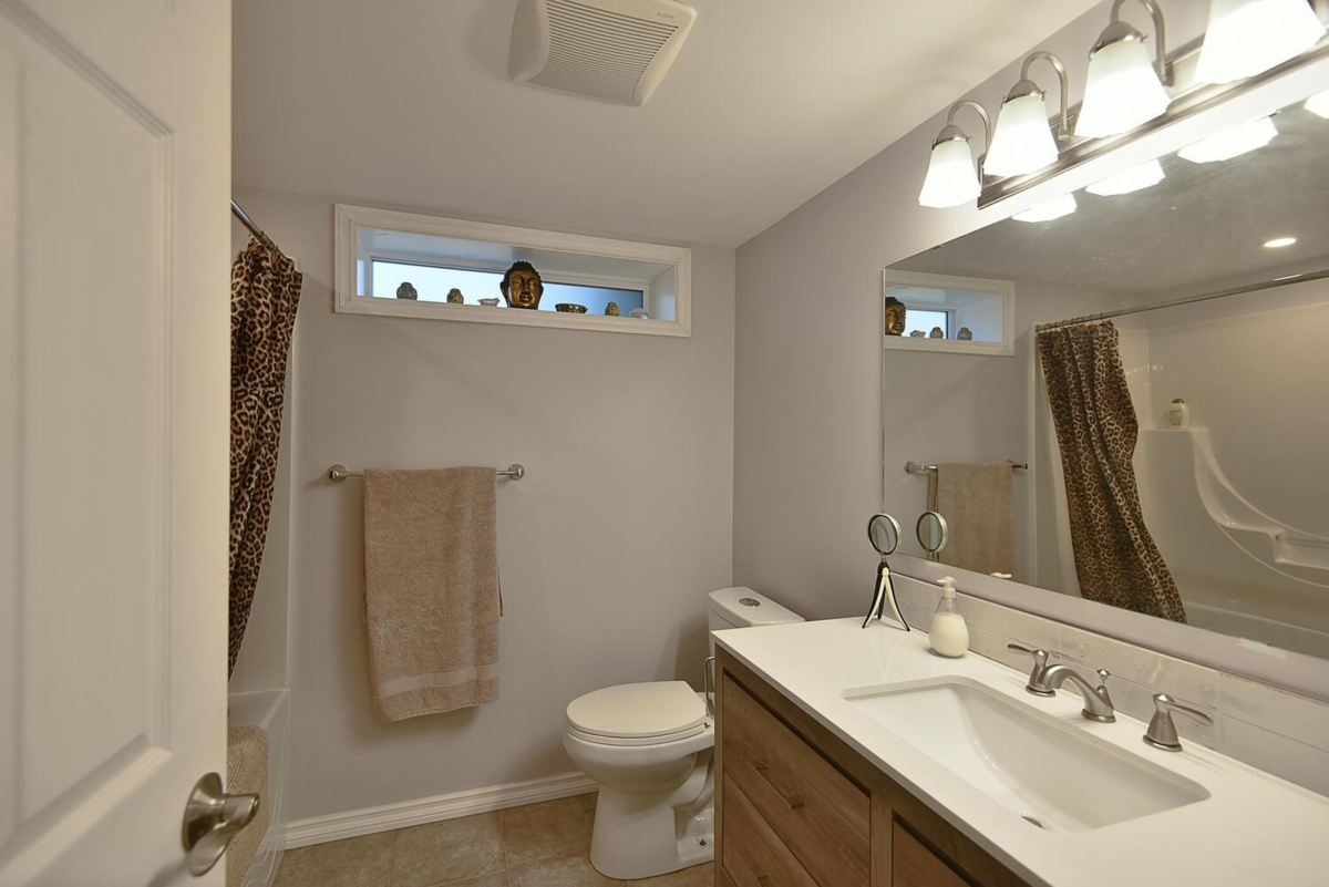 Loft / Bonus Room Photo of 12828 Gilden Road, Madeira Park, BC