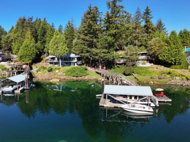 12828 Gilden Road, Madeira Park, BC, Pender Harbour Egmont — 3 bed single family residence for sale