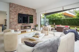 106 300 Salter Street, New Westminster, BC