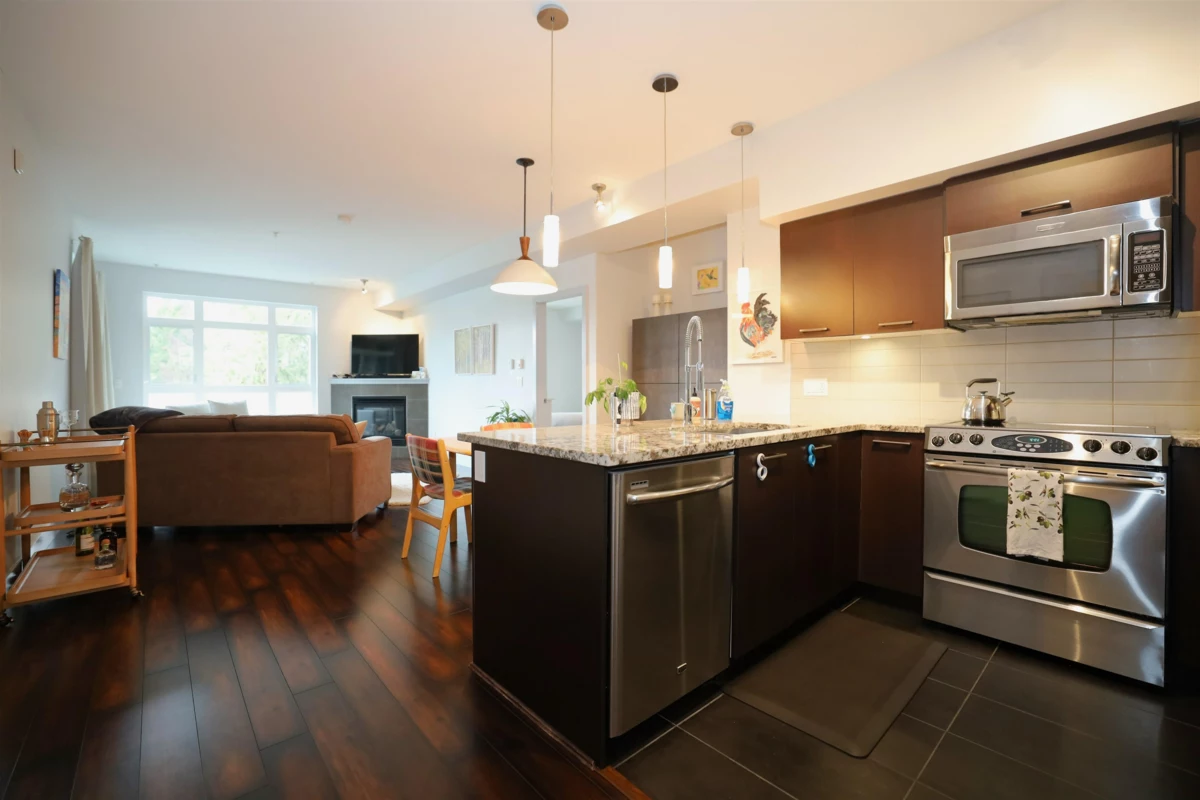 Bedroom 3 Photo of 209 5682 Wharf Avenue, Sechelt, BC