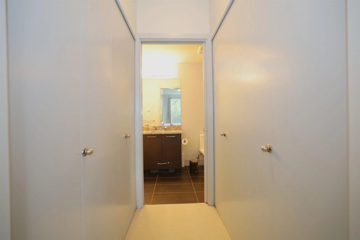 Kitchen Photo of 209 5682 Wharf Avenue, Sechelt, BC