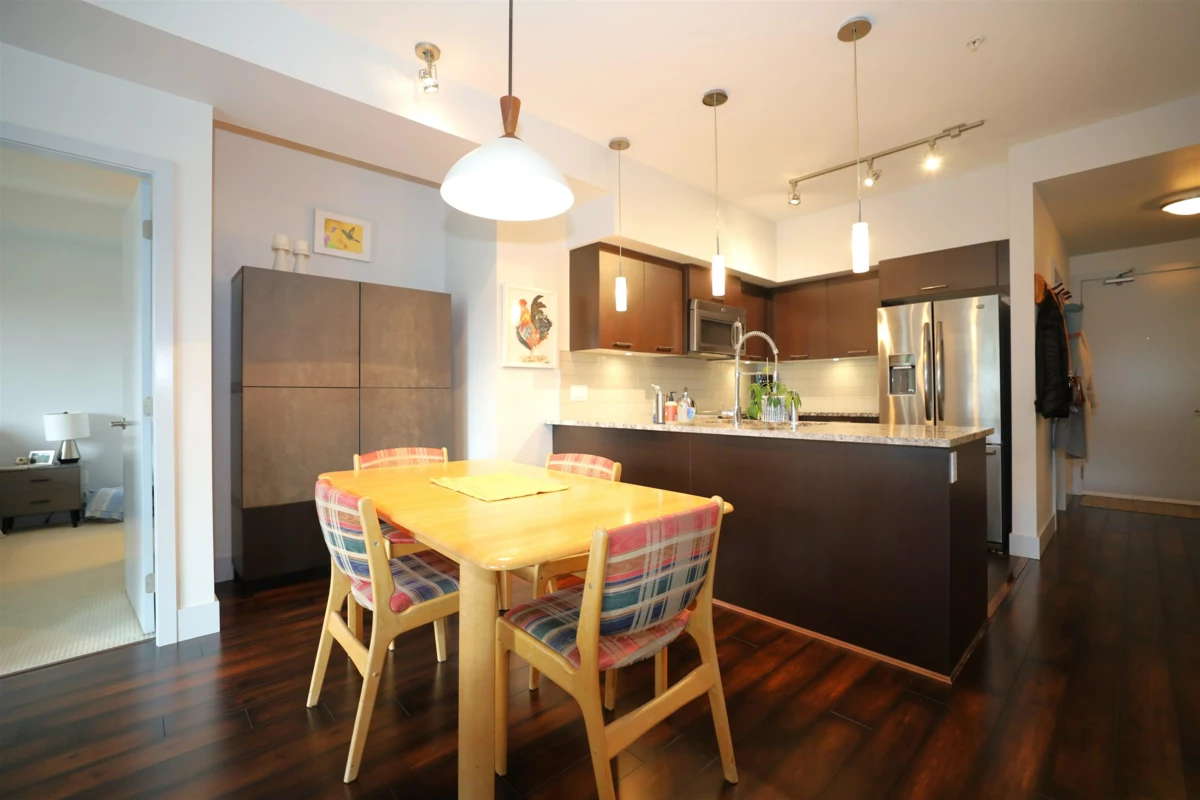 Loft / Bonus Room Photo of 209 5682 Wharf Avenue, Sechelt, BC