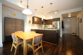 209 5682 Wharf Avenue, Sechelt, BC