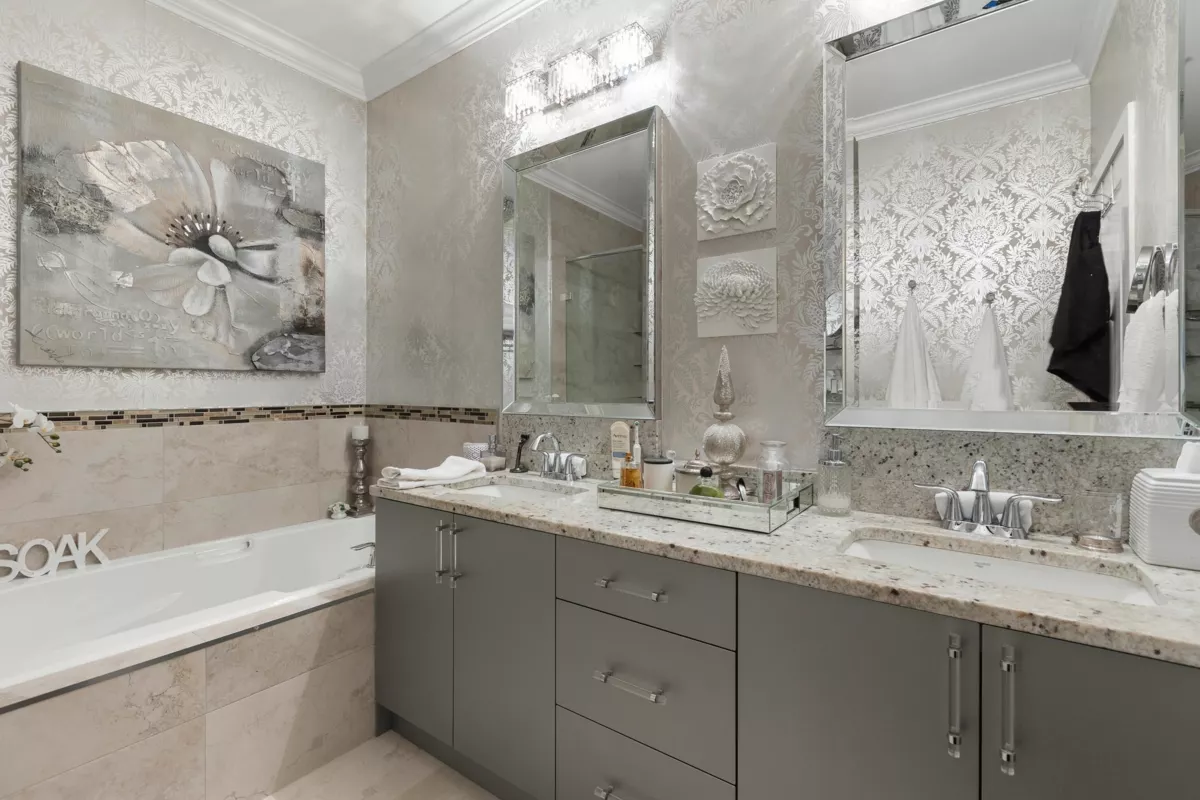 Entry Foyer Photo of 22 350 174 Street, Surrey, BC