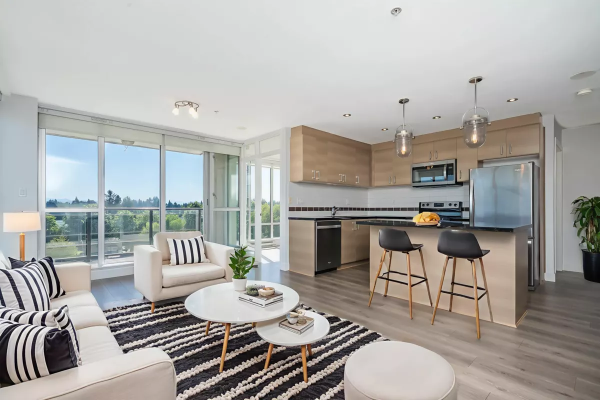 Kitchen Photo of 703 12079 Harris Road, Pitt Meadows, BC
