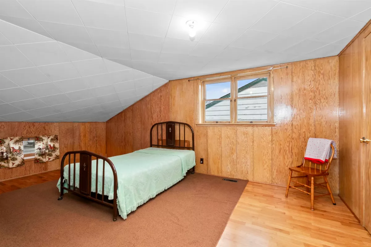 Backyard Photo of 45480 Kipp Avenue, Chilliwack, BC