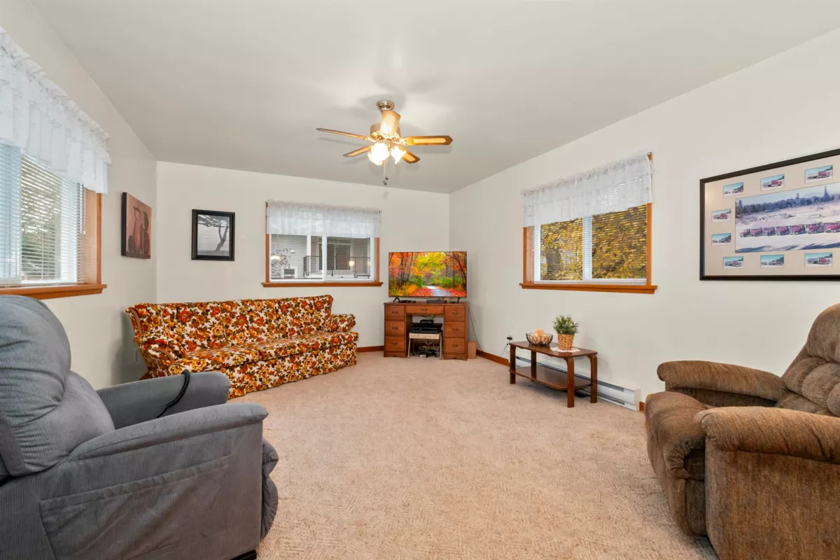 Office / Den Photo of 45480 Kipp Avenue, Chilliwack, BC