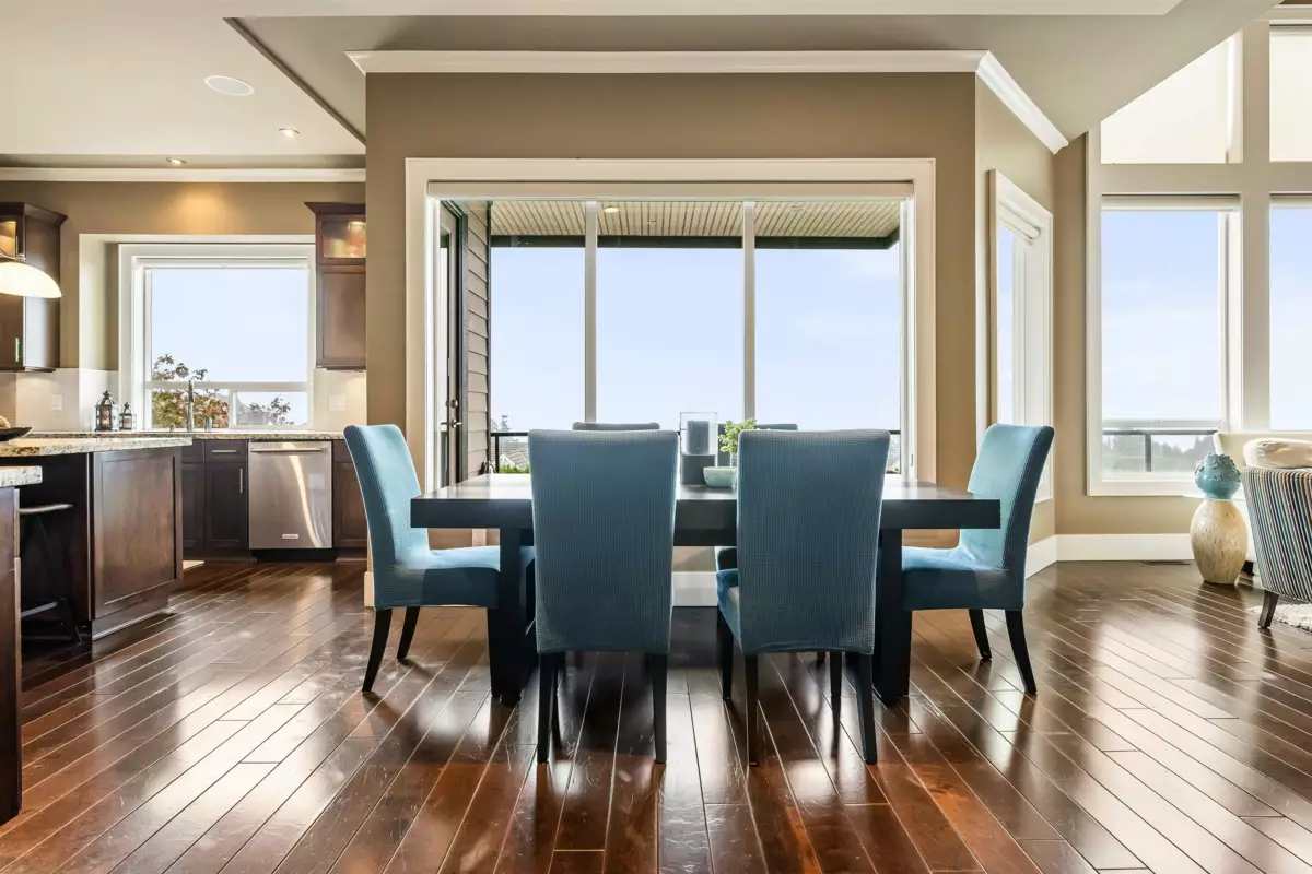 Breakfast Nook Photo of 2617 Eagle Mountain Drive, Abbotsford, BC