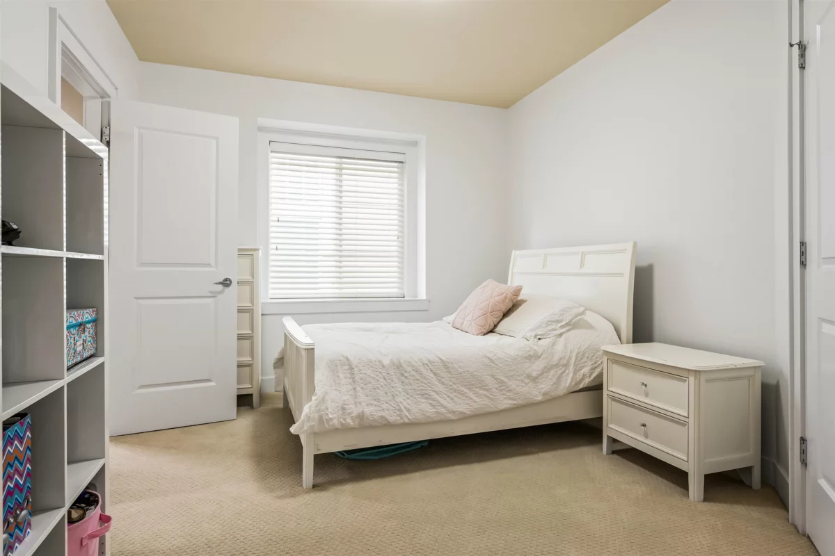 Garage Interior Photo of 2617 Eagle Mountain Drive, Abbotsford, BC