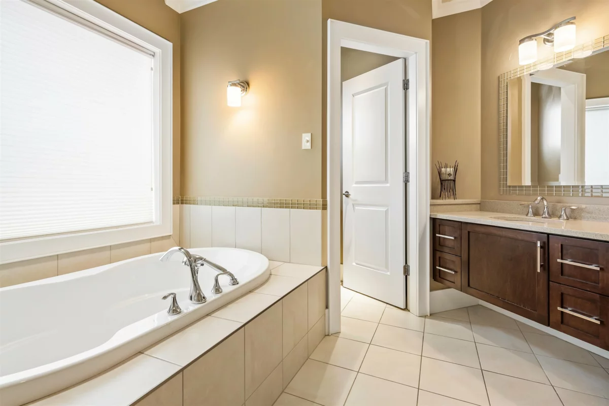 Laundry Room Photo of 2617 Eagle Mountain Drive, Abbotsford, BC