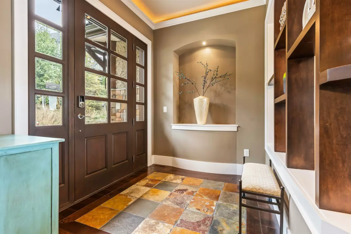 Living Room Photo of 2617 Eagle Mountain Drive, Abbotsford, BC