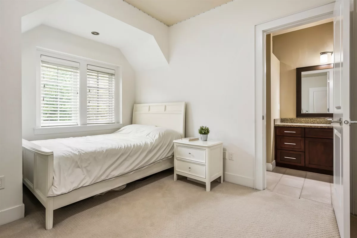 Staircase Photo of 2617 Eagle Mountain Drive, Abbotsford, BC