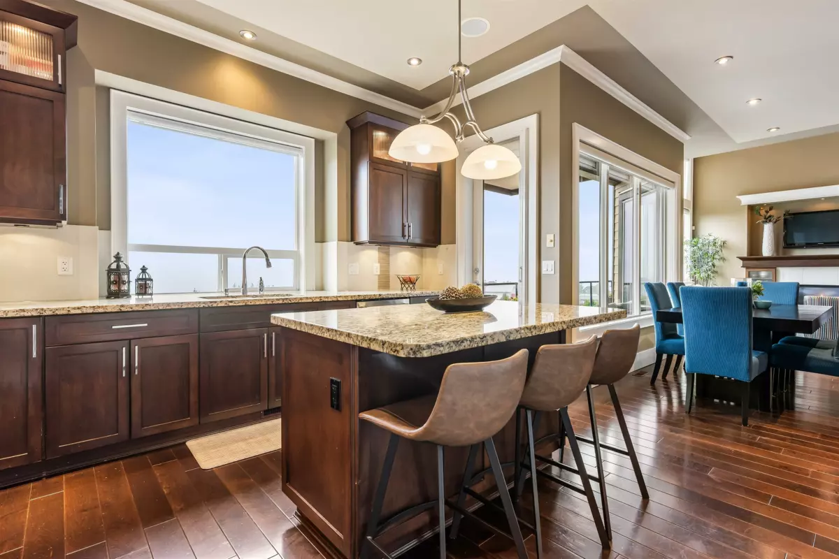 Walk-In Closet Photo of 2617 Eagle Mountain Drive, Abbotsford, BC