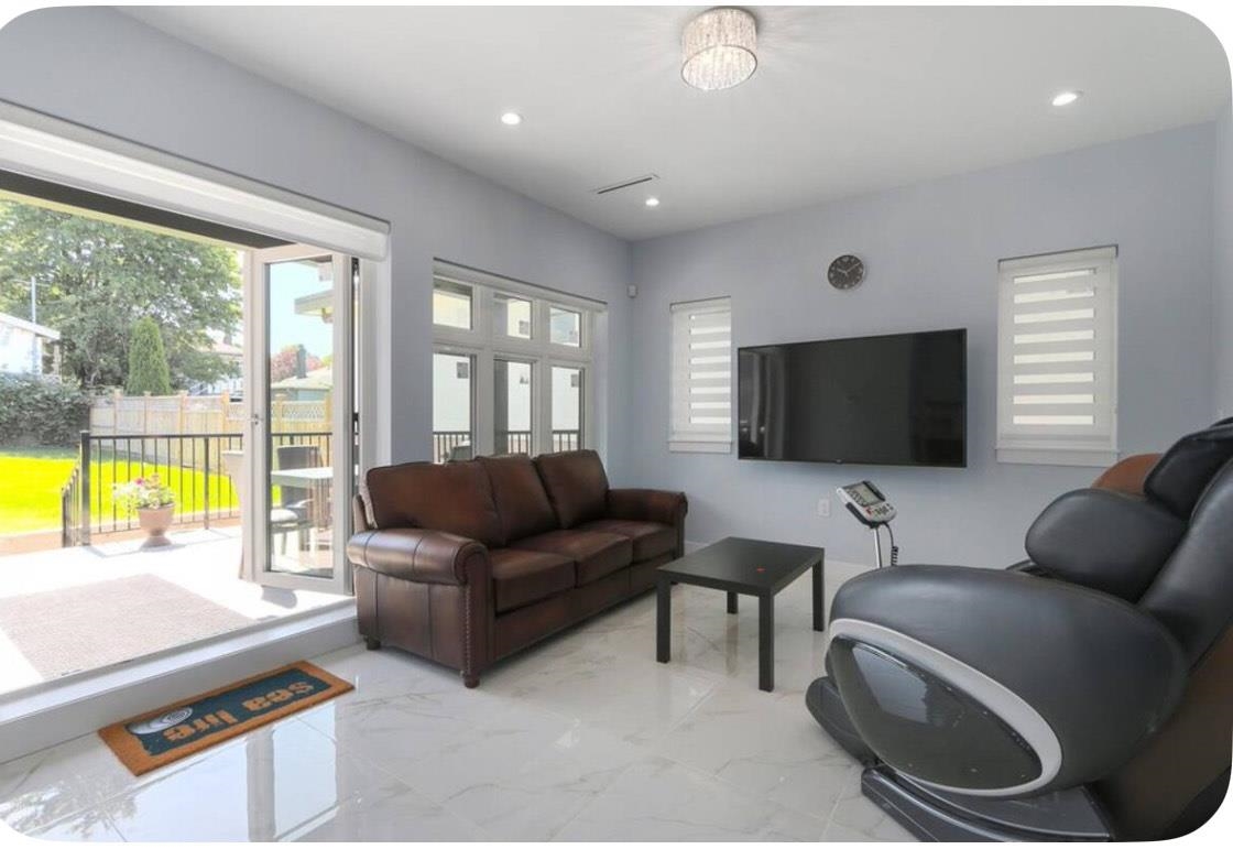 Kitchen Photo of 4666 Earles Street, Vancouver, BC