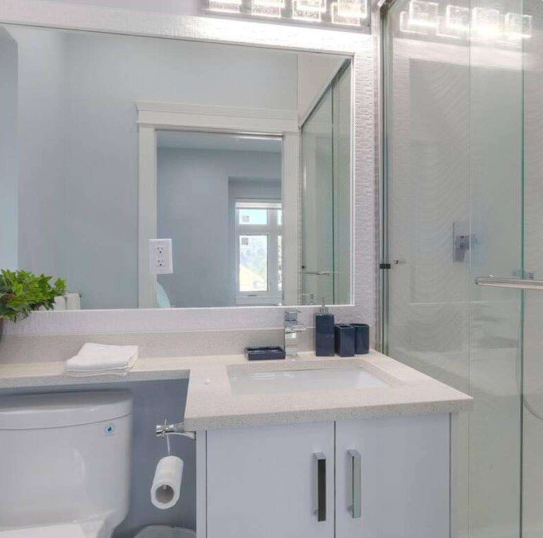 Powder Room Photo of 4666 Earles Street, Vancouver, BC