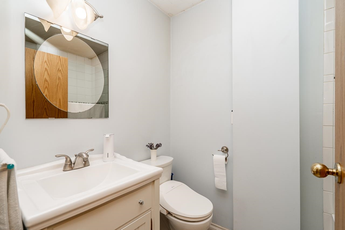 Loft / Bonus Room Photo of 1623 Suffolk Avenue, Port Coquitlam, BC