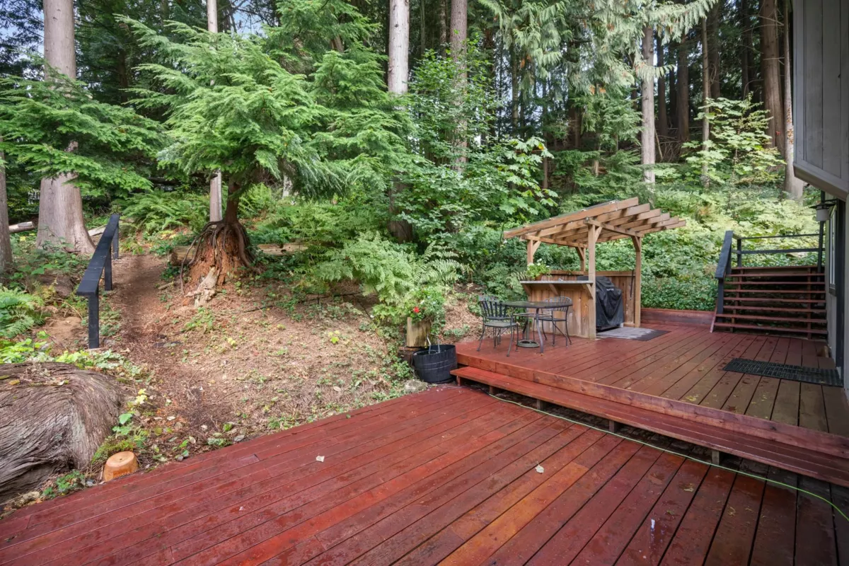 Hot Tub / Spa Photo of 24411 56 Avenue, Langley, BC