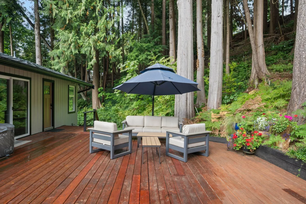 Outdoor Kitchen Photo of 24411 56 Avenue, Langley, BC