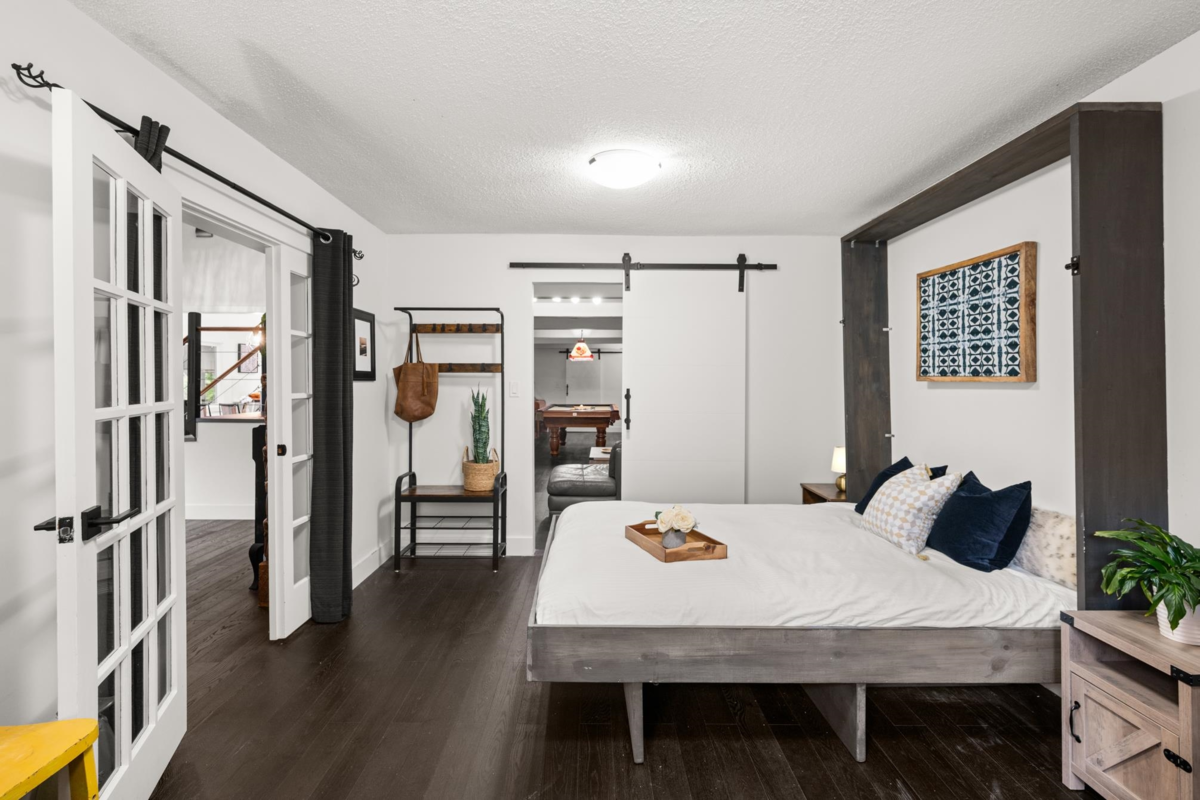 Powder Room Photo of 24411 56 Avenue, Langley, BC