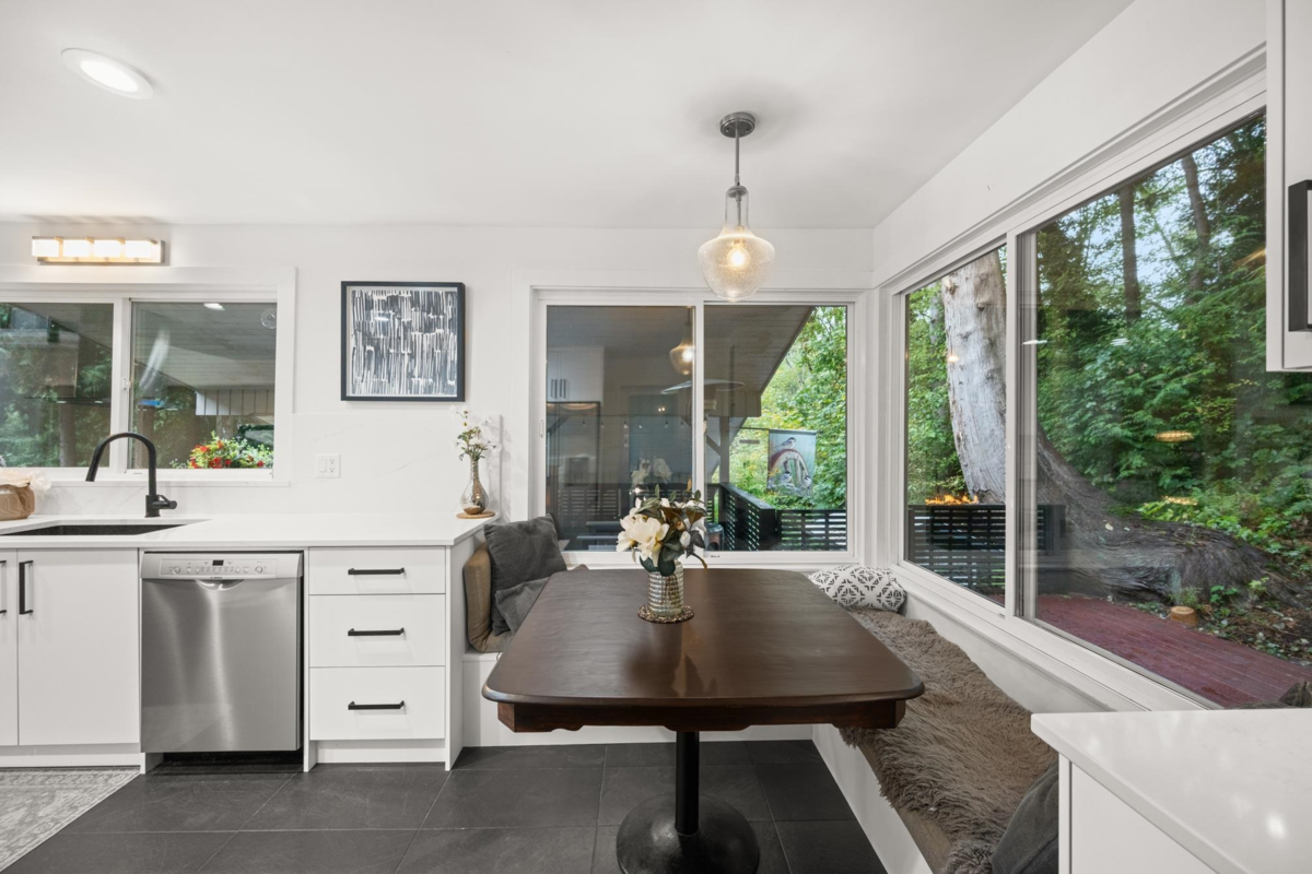 Primary Bedroom Photo of 24411 56 Avenue, Langley, BC