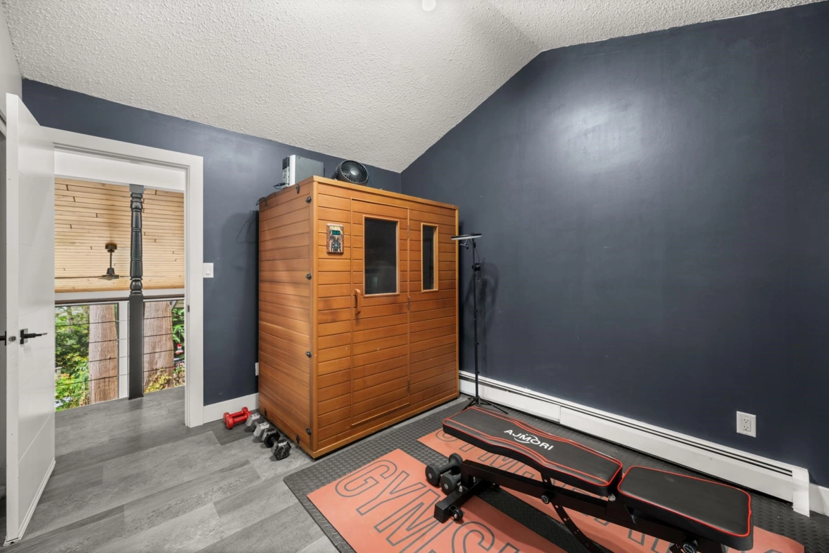 Staircase Photo of 24411 56 Avenue, Langley, BC