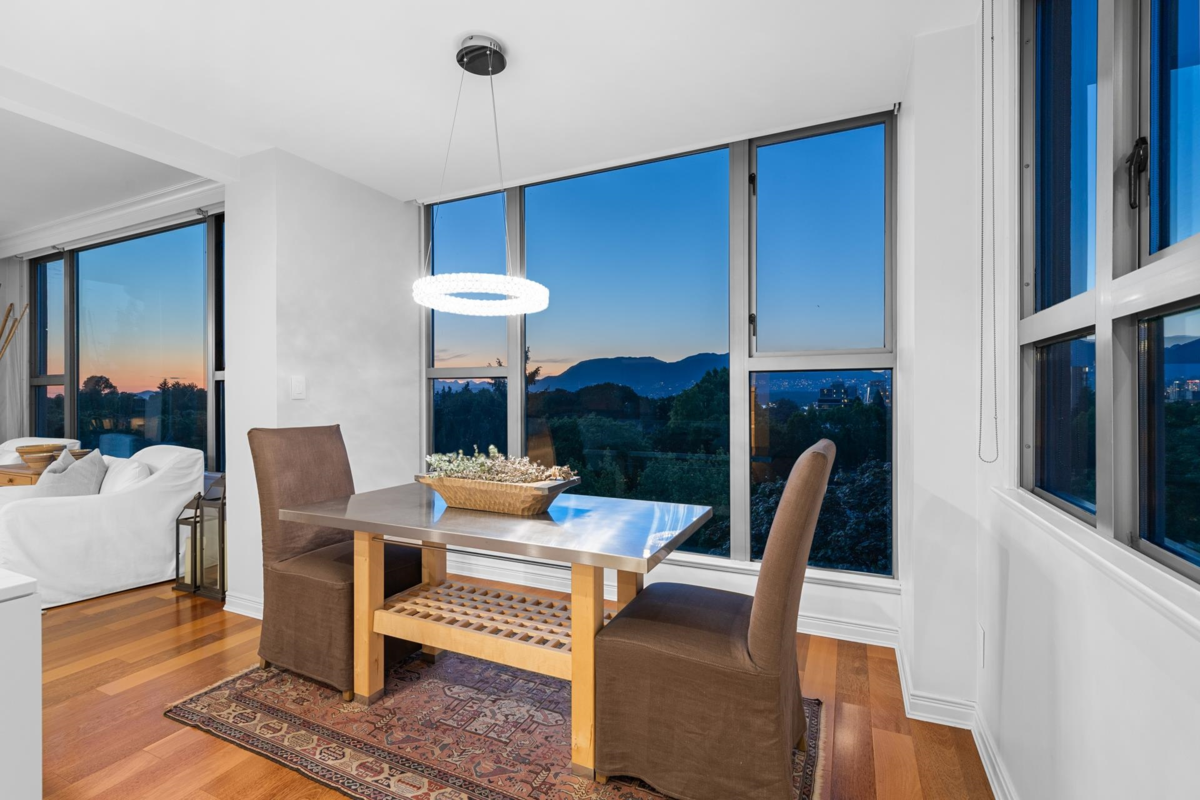 Kitchen Island Photo of 700 1788 W 13th Avenue, Vancouver, BC
