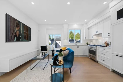 Living Room Photo of 2 2447 E 41st Avenue, Vancouver, BC