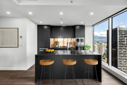 4208 1480 Howe Street, Vancouver, BC, Vancouver — Apartment/Condo for sale