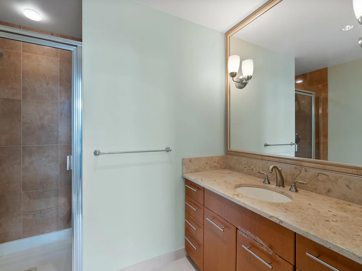 Laundry Room Photo of 2502 323 Jervis Street, Vancouver, BC