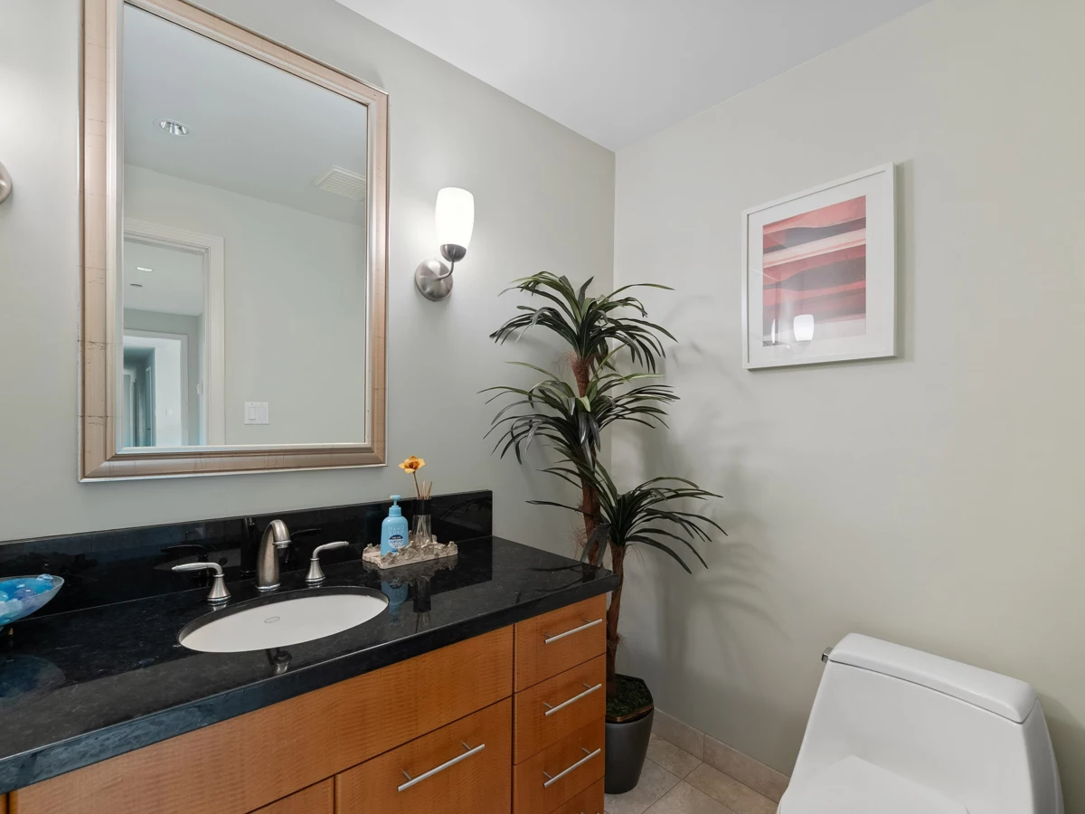 Outdoor Patio Photo of 2502 323 Jervis Street, Vancouver, BC