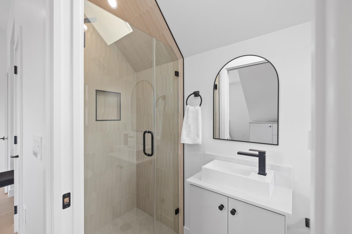 Outdoor Patio Photo of 2 2247 Parker Street, Vancouver, BC