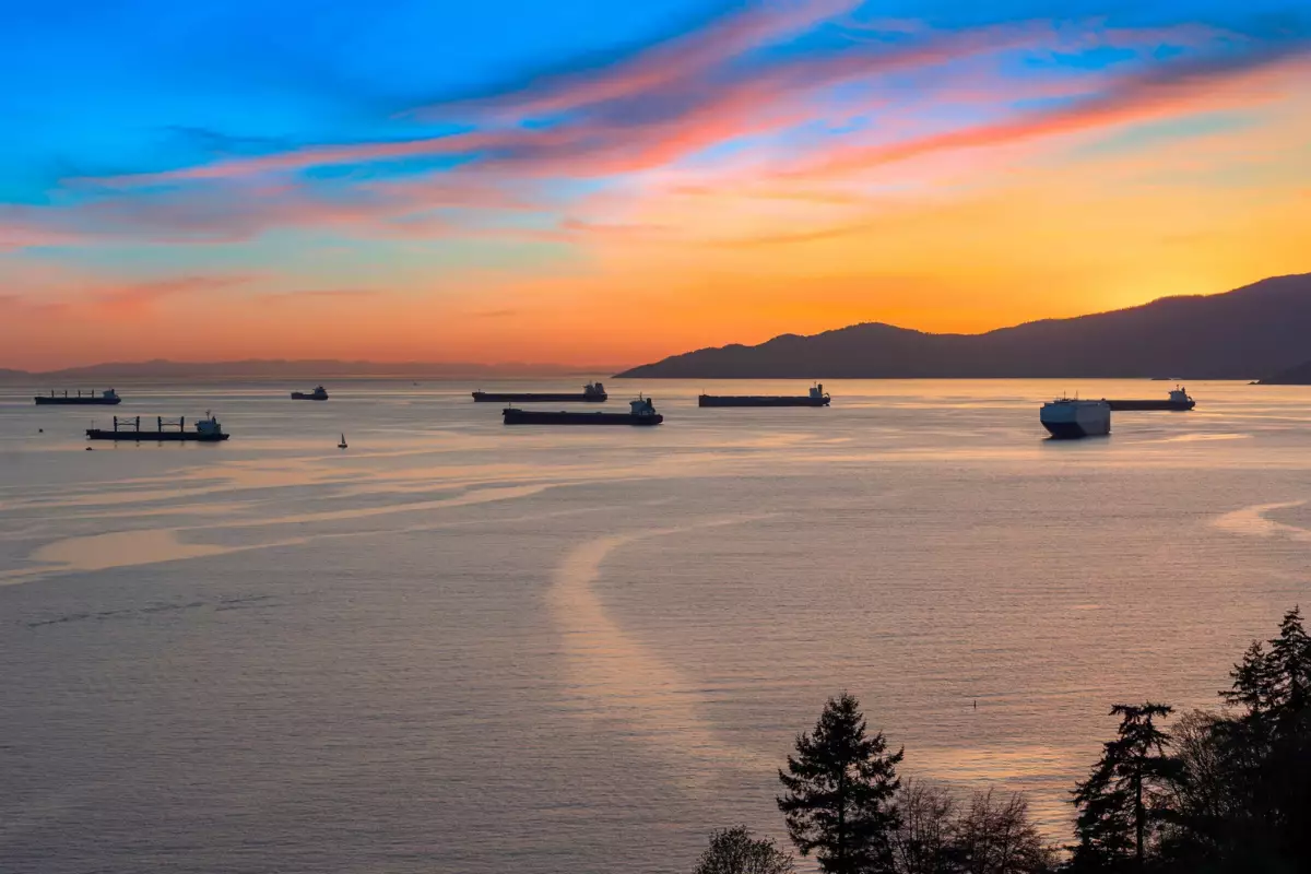 Front Yard Photo of 2301 1850 Comox Street, Vancouver, BC